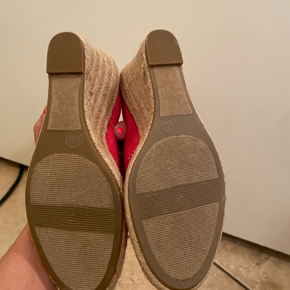 slightly used booties. VERY comfortable! - Picture 4 of 5